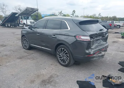 2019 Lincoln Nautilus Reserve z USA, uszkodzony, nr VIN 2LMPJ8L9XKBL13045